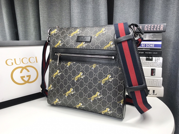 激安グッチバッグコピー側面デザイン